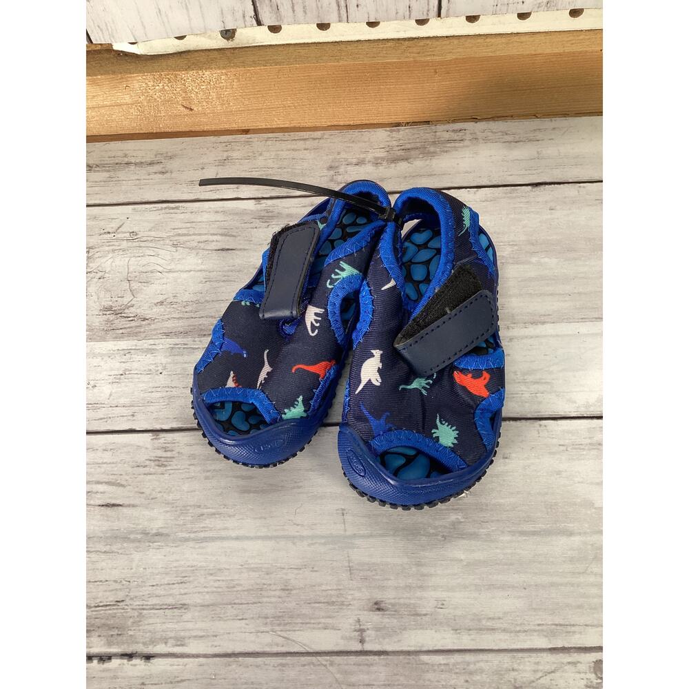 Apakowa Kids Lightweight Quick Dry Sandals